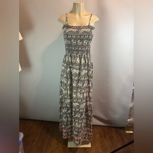 Tolani Black Ivory Maxi Sun Dress 100% Silk Boho Elephants &Camels Print Sz M